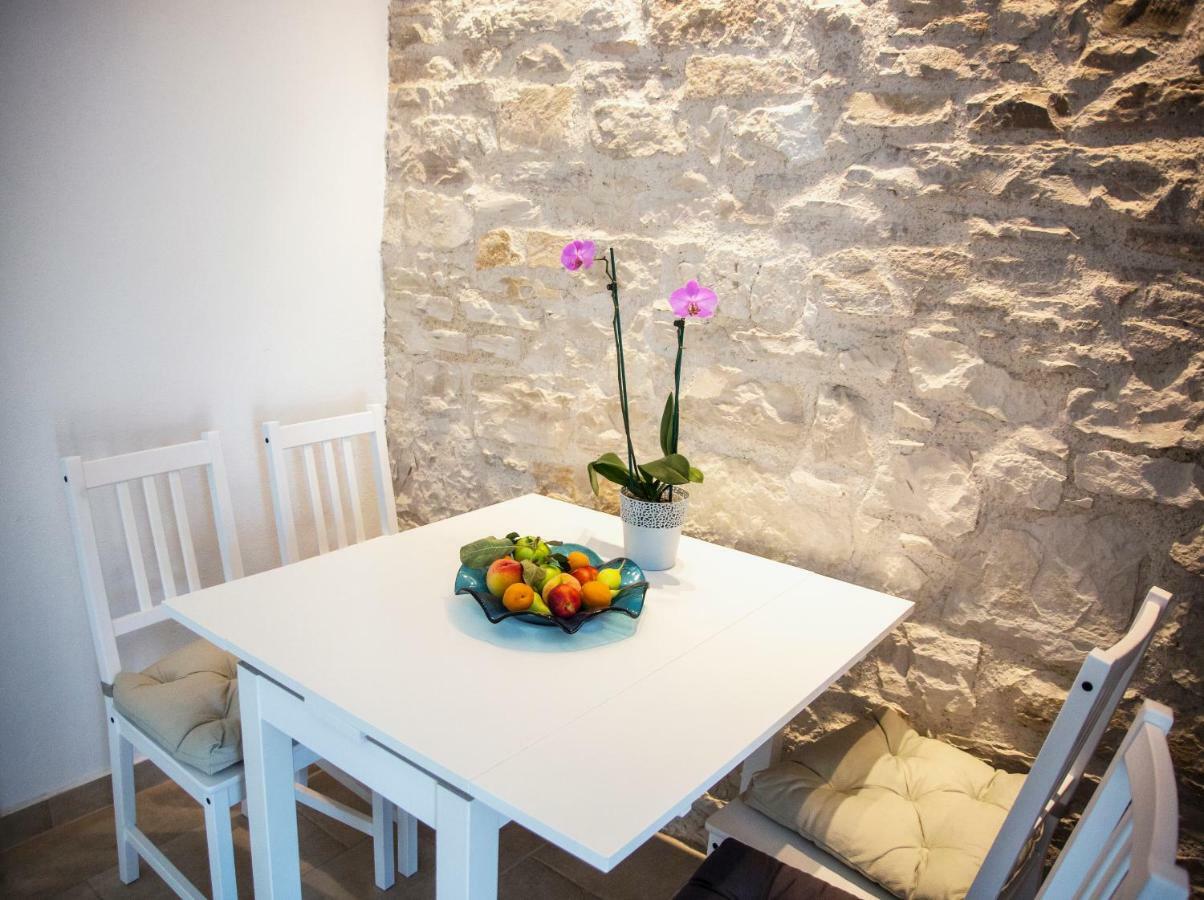 Emma Appartment Poreč Exterior foto